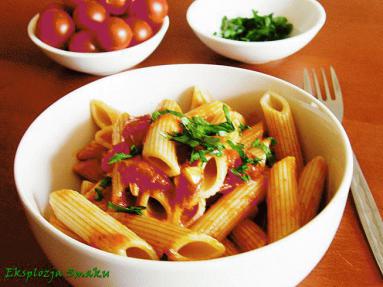Rigatoni al pomodoro e prezzemolo